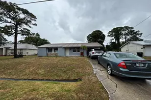 213 SW Chapman Ave, Port Saint Lucie, FL 34953 - Photo 1