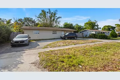 215 Huron Place, West Palm Beach, FL 33409 - Photo 1