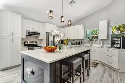 5297 Fox Trace, West Palm Beach, FL 33417 - Photo 1