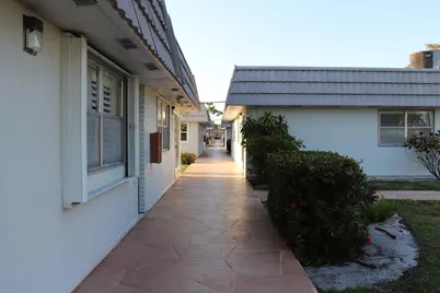 147 Valencia G, Delray Beach, FL 33446 - Photo 1