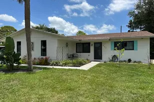 907 SE Lake St, Stuart, FL 34994 - Photo 1