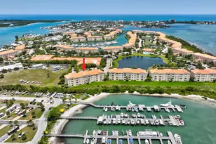 34 W Harbour Isle Dr Unit, Fort Pierce, FL 34949 - Photo 1