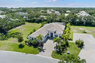 103 Strand Dr, Indian River Shores, FL 32963 - Photo 1