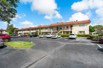 21 Abbey Lane #202, Delray Beach, FL 33446 - Photo 1