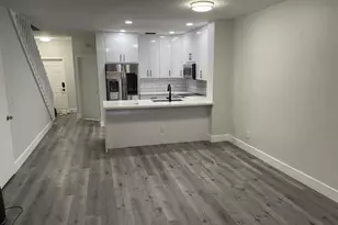 12171 SW 4th St, Pembroke Pines, FL 33025 - Photo 1