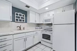 2929 SE Ocean Blvd, Stuart, FL 34996 - Photo 1