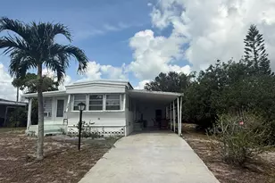 7690 SE Eagle Ave, Hobe Sound, FL 33455 - Photo 1