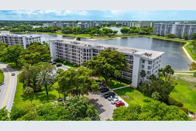 2751 N Palm Aire Drive #304, Pompano Beach, FL 33069 - Photo 1