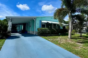 33 Vista De Laguna, Fort Pierce, FL 34951 - Photo 1