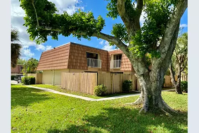 563 Green Springs Place, West Palm Beach, FL 33409 - Photo 1