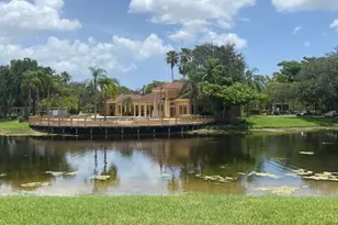 4887 Via Palm Lakes, West Palm Beach, FL 33417 - Photo 1