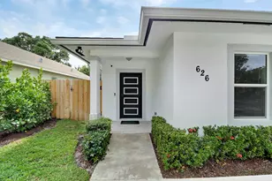 626 33rd St, West Palm Beach, FL 33407 - Photo 1