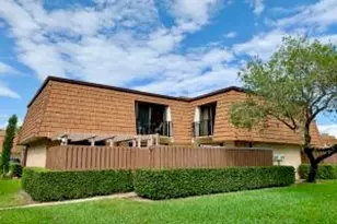 704 7th Ln, Palm Beach Gardens, FL 33418 - Photo 1