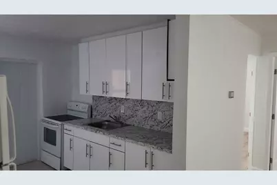 Apto 3721 Almar Road, Unit #O 2, Lake Worth, FL 33461 - Photo 1