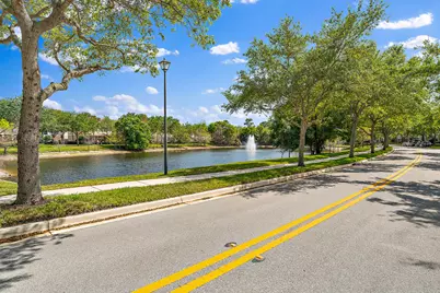 128 W Thatch Palm Circle, Jupiter, FL 33458 - Photo 1