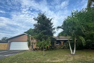 230 Ross Dr, Delray Beach, FL 33445 - Photo 1