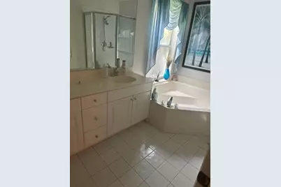 6037 Rossmoor Lakes Court, Boynton Beach, FL 33437 - Photo 1