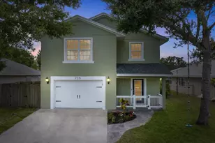 725 61st Ave, Vero Beach, FL 32968 - Photo 1