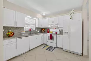 9521 Boca Cove Cir, Boca Raton, FL 33428 - Photo 1