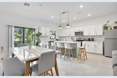 877 NW 3rd Way, Pompano Beach, FL 33060 - Photo 1