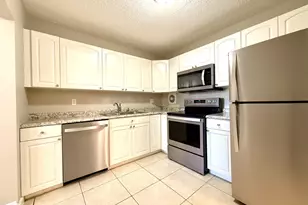 115 Stratford I, West Palm Beach, FL 33417 - Photo 1