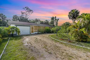 1326 44th Ave, Vero Beach, FL 32966 - Photo 1