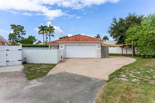 10216 Boynton Pl Cir, Boynton Beach, FL 33437 - Photo 1