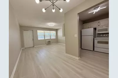 305 Camden M, West Palm Beach, FL 33417 - Photo 1