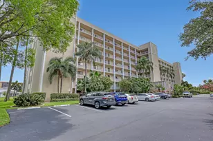 7290 Kinghurst Dr, Delray Beach, FL 33446 - Photo 1