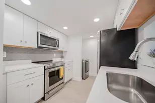 9733 Westview Dr, Coral Springs, FL 33076 - Photo 1