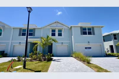 518 Salisbury Circle, Fort Pierce, FL 34982 - Photo 1