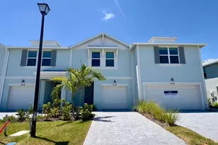 518 Salisbury Cir, Fort Pierce, FL 34982 - Photo 1