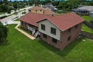 2350 SE Floresta Dr, Port Saint Lucie, FL 34984 - Photo 1
