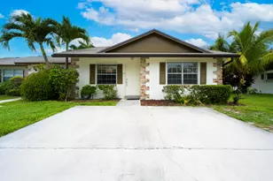 135 Doe Trail, Jupiter, FL 33458 - Photo 1