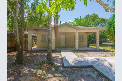 605 Dundas Court, Fort Pierce, FL 34950 - Photo 1