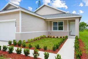 1926 SW Dreyfuss Blvd, Port Saint Lucie, FL 34953 - Photo 1