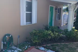 441 NW 14th Way, Fort Lauderdale, FL 33311 - Photo 1