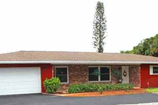 2432 SE St Lucie Blvd, Stuart, FL 34996 - Photo 1