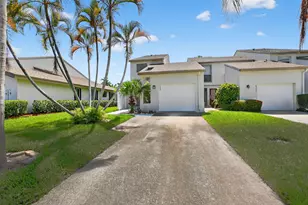 6730 Canary Palm Cir, Boca Raton, FL 33433 - Photo 1