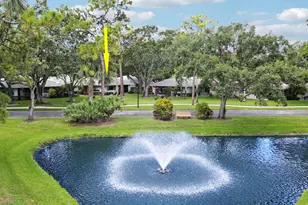 534 Club Dr, Palm Beach Gardens, FL 33418 - Photo 1