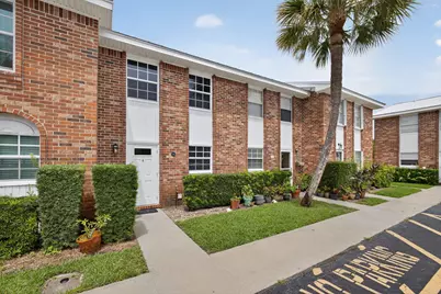 417 N Cypress Drive, Unit #11, Tequesta, FL 33469 - Photo 1