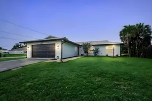 2501 SW Beverly St, Port Saint Lucie, FL 34953 - Photo 1