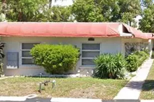 1917 NE 2nd St, Deerfield Beach, FL 33441 - Photo 1