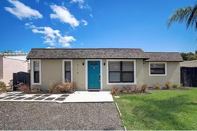 715 W Palm Street, Lantana, FL 33462 - Photo 1