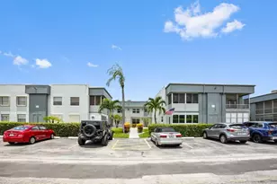 567 Capri L, Delray Beach, FL 33484 - Photo 1