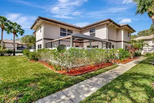 18 Amherst Ct, Royal Palm Beach, FL 33411 - Photo 1