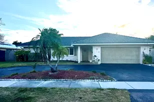 921 SW 11th Terrace, Boca Raton, FL 33486 - Photo 1