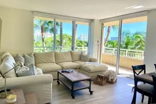 19501 W Country Club Dr, Aventura, FL 33180 - Photo 1