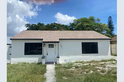 941 32nd Street, West Palm Beach, FL 33407 - Photo 1