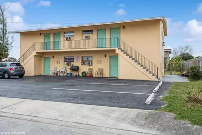 1521 W 21st Street, Unit #5, Riviera Beach, FL 33404 - Photo 1